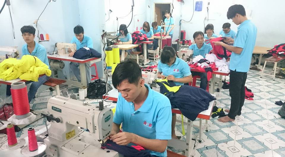 Giá may gia công áo thun - Tìm hiểu chi tiết để tối ưu hóa lợi nhuận