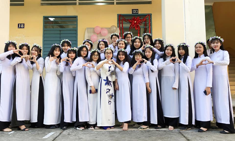 Đồng phục học sinh làm rập - Ý nghĩa và Tác động đến Học Sinh
